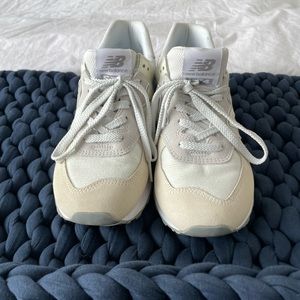New Balance off white sneakers